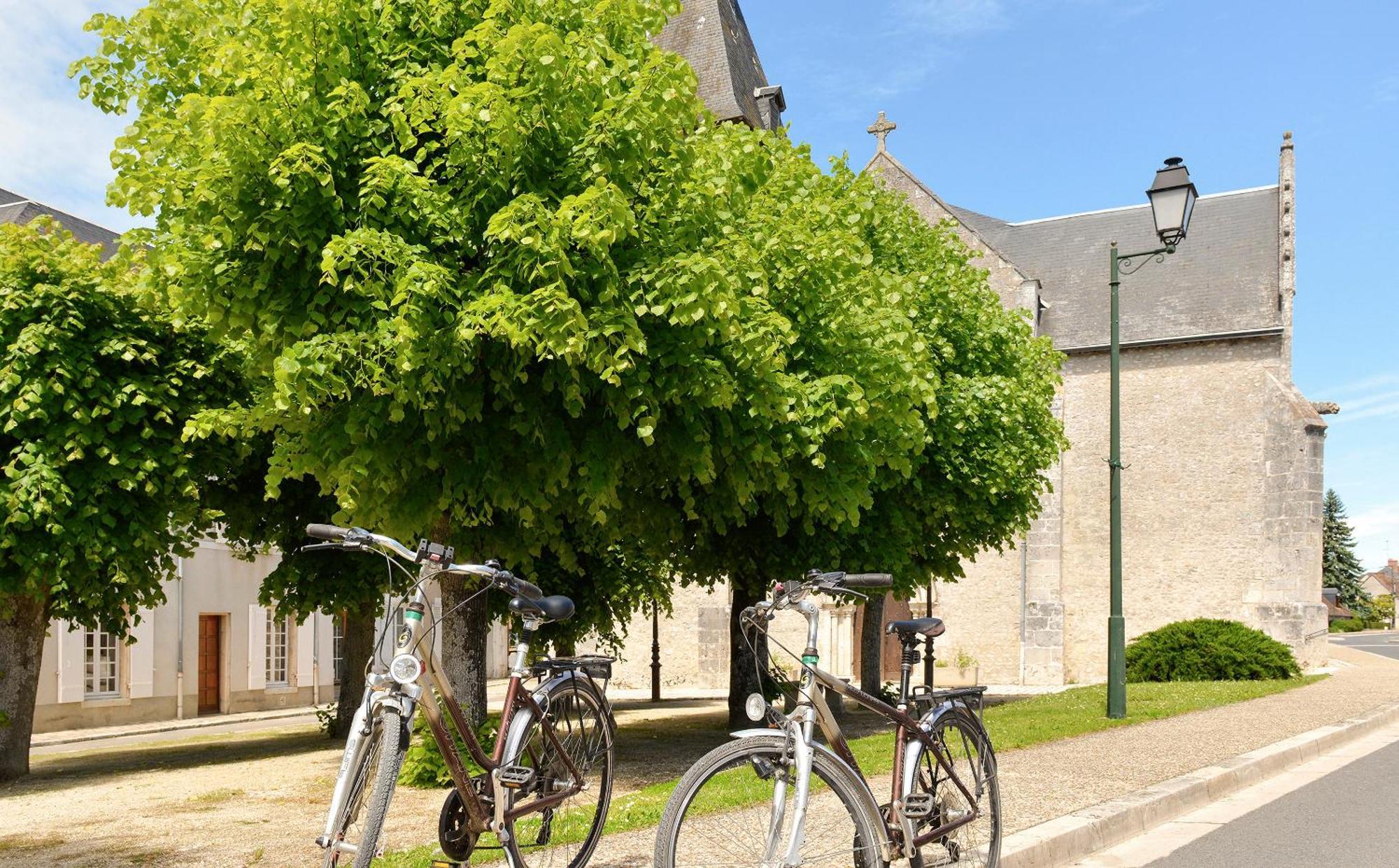 Hotel Logis Auberge Du Centre à Chitenay Extérieur photo